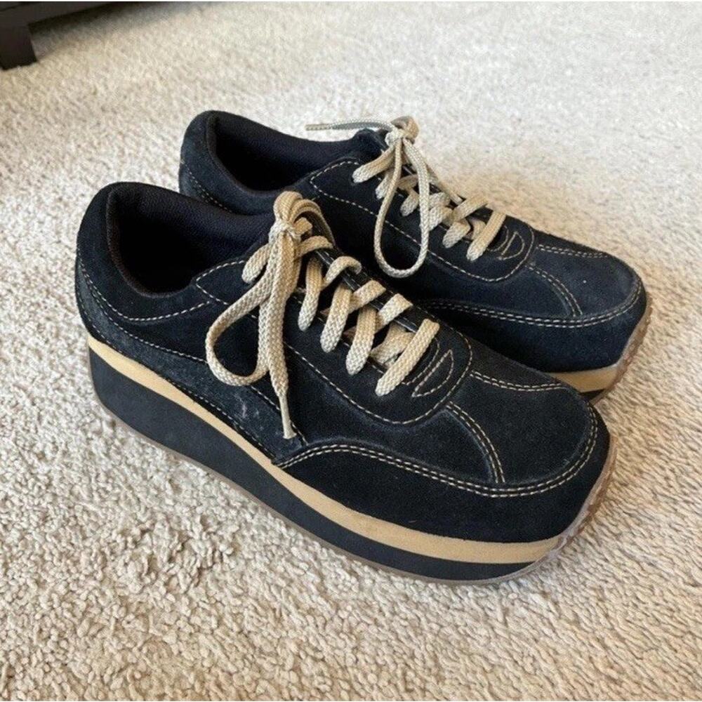 Vintage Xhilaration Sneakers Size 6.5